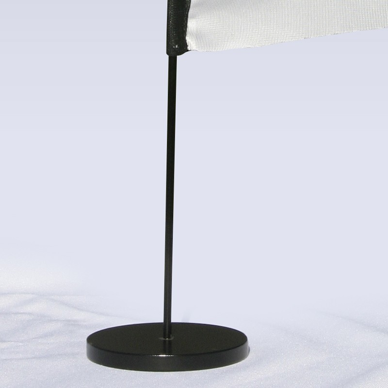 Drapeau de table personnalisé vendu avec son mât et son socle, modèle BEACH