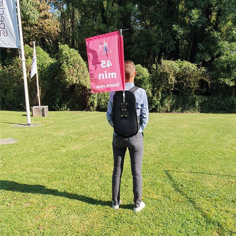 Oriflamme imprimée pour sac à dos marketing