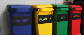 poubelles de tri - bleu jaune vert et rouge