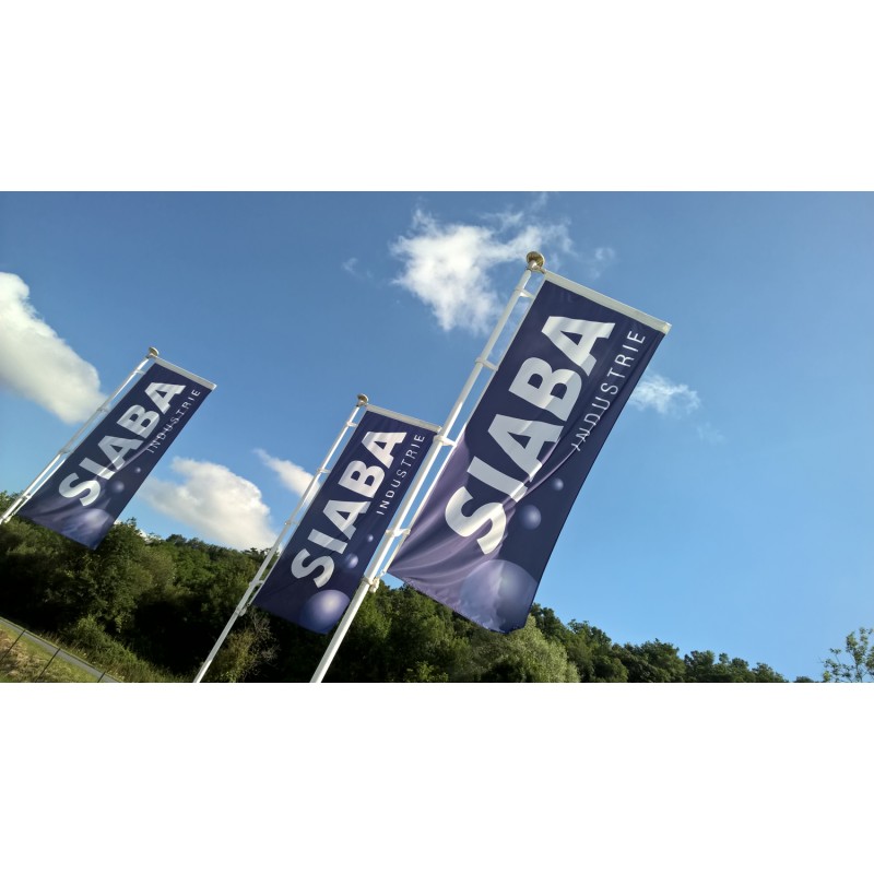 Drapeau personnalisé vertical pour mât fixe à potence