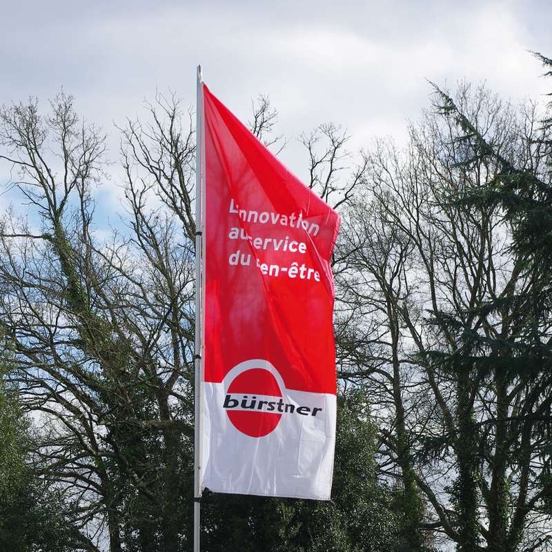 Drapeau personnalisé vertical pour mât standard (sans potence)